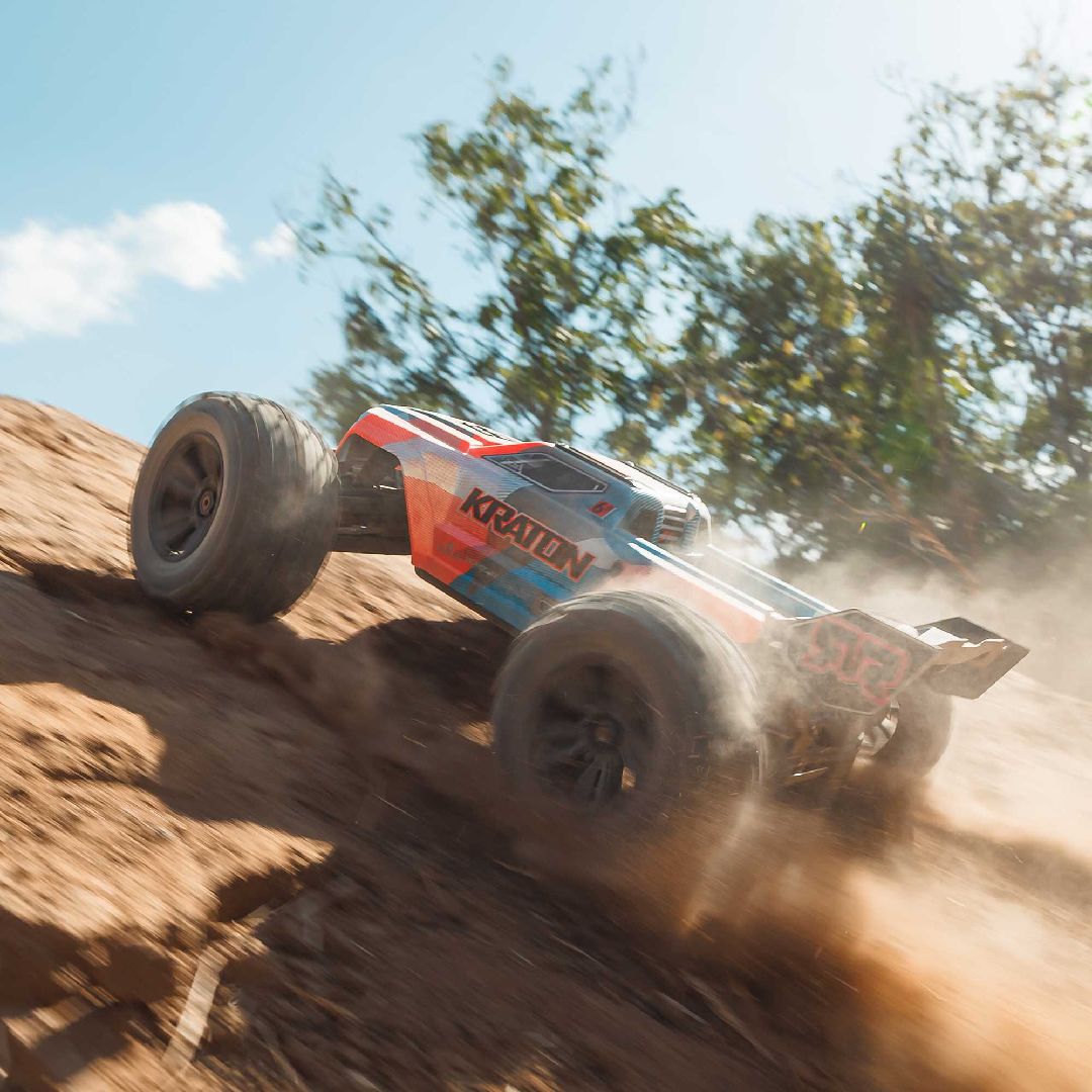 Arrma 1/8 KRATON 4x4 BL-6S Speed Truck RTR - Blue/Orange