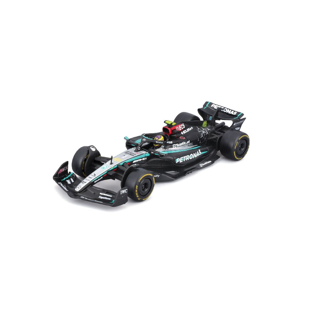 Bburago 1/43 F1 Mercedes W15 w/helmet (2024) - Hamilton #44