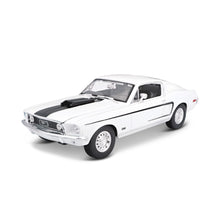 Maisto 1/18 SE 1968 Ford Mustang GT Cobra Jet - White